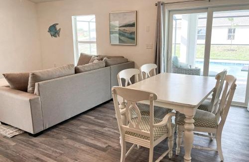 Mariner House | Cozy in Cape Coral
