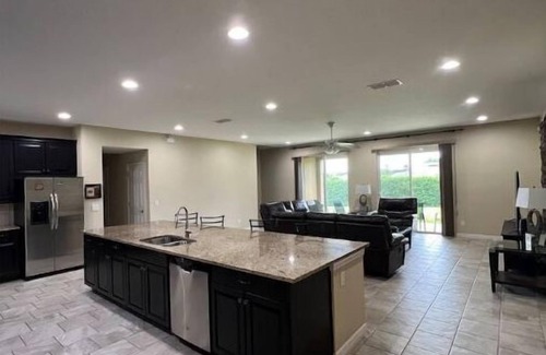 Clermont House | Cozy in Clermont