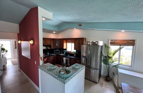 Lower Matecumbe Beach House | Cozy Islamorada home! Pet-Friendly