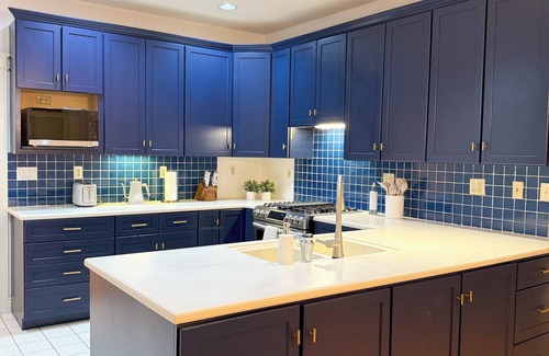 Ithaca House | Cozy Ithaca Retreat - Fenced Yard - 7 min drive to Cornell - Ev Charger