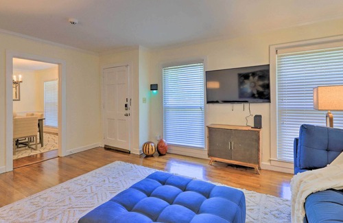 Jonesboro House | Cozy Jonesboro Abode w/ Yard - 18 Mi to Dtwn!