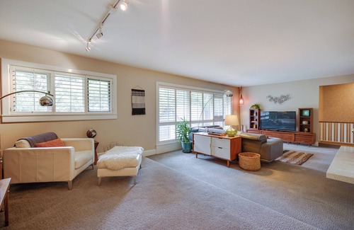 Kaysville House | Cozy Kaysville Home 6 Mi to Lagoon Amusement Park!
