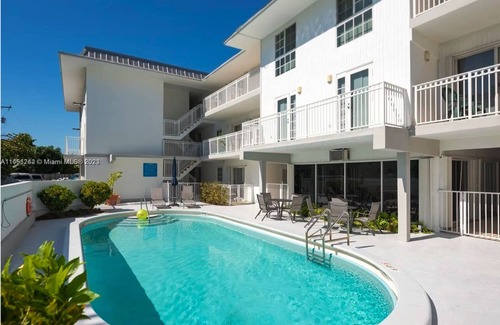 Key Biscayne Apartment | Cozy Key Biscayne Retreat