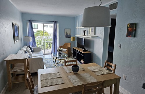 Key Biscayne Apartment | Cozy Key Biscayne Retreat