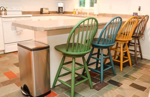 West Bridgton House | Cozy Knights Hill Home