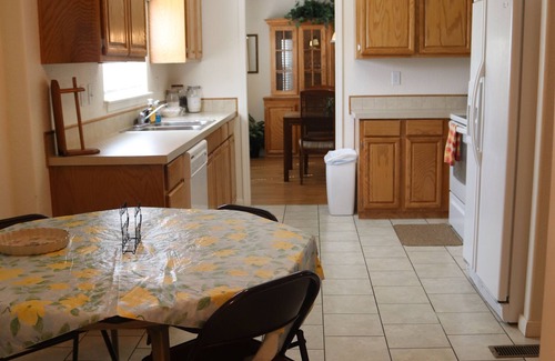 Afton Cottage | Cozy lake cottage with huge front deck, 2 minute walk to Thunder Bay Marina!