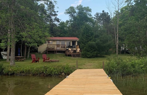 Algoma District Cottage | Cozy lake side cottage. Pet friendly
