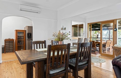 Tegerin House | Cozy Lakefront Home Pet Friendly