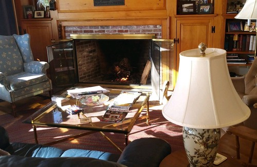 Bremen Cottage | Cozy lakeside cottage surrounded by islands providing unique privacy