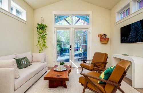 Kerns House | Cozy Laurelhurst Retreat
