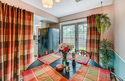 Gainesway Apartment | Cozy Lexington Townhome ~ 3 Mi to UK Campus!