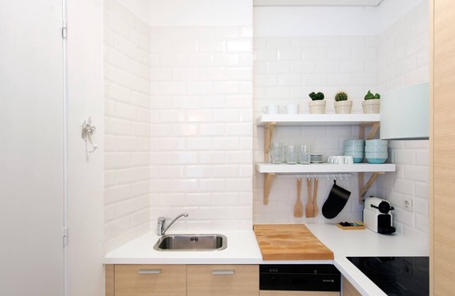 Lisbon Old Town Apartment | Cozy Lisbon Janelas Verdes