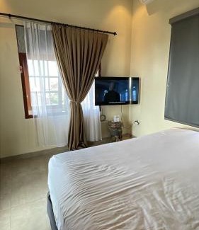 Dalung House | Cozy Little Stay Near Canggu with 3 Bed Room