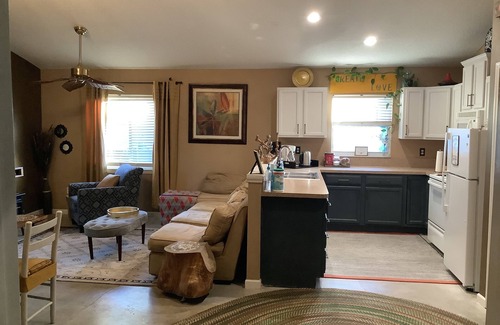 Port Tampa City House | Cozy living,Quiet neighborhood!