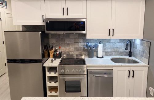 Lincoln Apartment | Cozy Loon Mnt Escape-Free shuttle, Pool, Hot tub, River&Mnt Views
