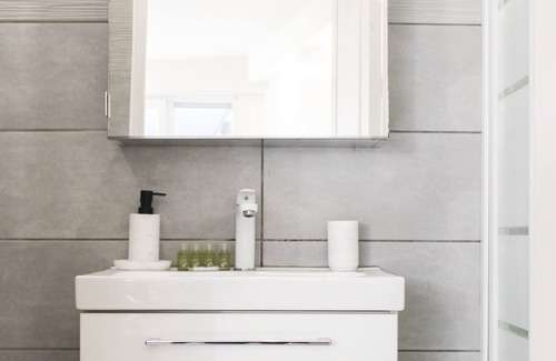 Butte-aux-Cailles Apartment | Cozy love cocoon close to Parc Montsouris