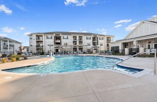 Kannapolis Apartment | Cozy & Luxurious 1BD Apartment in Kannapolis with WiFi, AC,Pool 10 mins from CLT