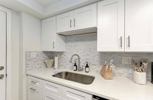 Sun Bay South House | Cozy luxurious Home Sleeps 8