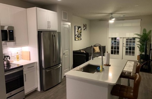 Missouri City Apartment | Cozy Luxury 1BR w/King Bed in Sienna
