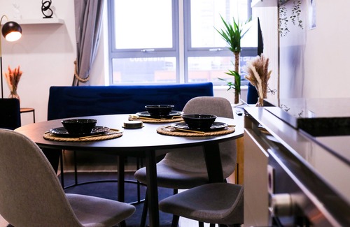 Bracknell Apartment | Cozy Luxury City Apartment in Central Bracknell