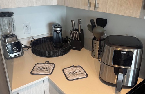 Allapattah Condo | Cozy luxury Pent House 1 bedroom 1 bath Miami FL Wynwood area.