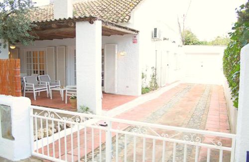 Vilafortuny House | Cozy marine & spa villa