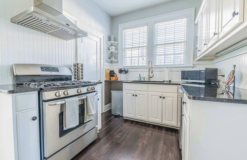 Columbus House | Cozy Martin House in Columbus |3BR| Near FortMoore