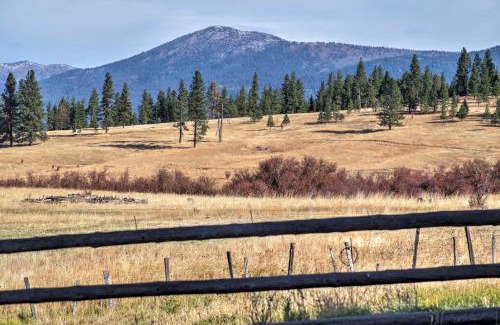 New Meadows House | Cozy McCall Area Home with 360 Degree Mountain Views