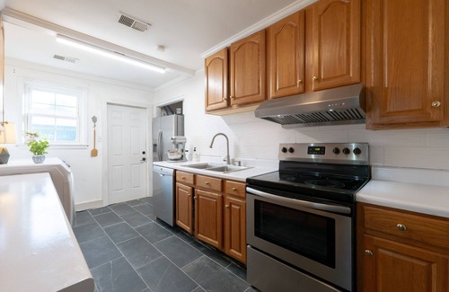 Midtown House | Cozy Midtown cottage, 2.5 miles from Masters