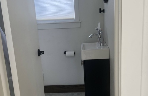 Franklin to the Fort House | Cozy Midtown Tiny Home