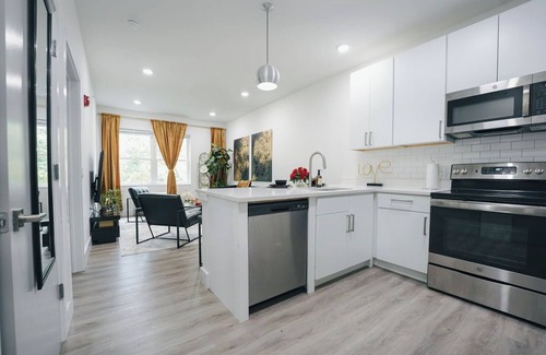 Vauxhall Condo | Cozy & Modern 1-bedroom condo