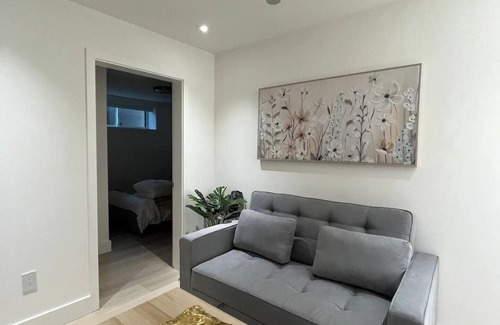 Hastings Apartment | Cozy Modern 1BR/Private Entrance +Free Laundrynn