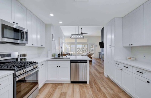 North Las Vegas House | Cozy Modern 3BR Desert Style Home - Pool Fun!
