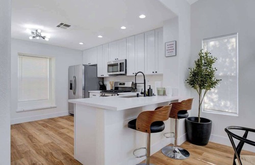 North Las Vegas House | Cozy Modern 3BR Desert Style Home - Pool Fun!