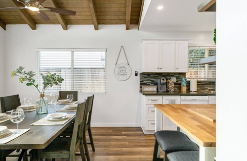 Oxnard Shores House | Cozy Modern Beach Home in Oxnard Shores