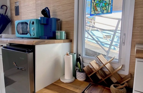 Key West Boat Rental | Cozy Modern Casa Azul Houseboat Experience & Scenic Views @ The Perry