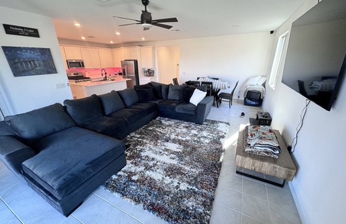 Buckeye House | Cozy & Modern single family 4 bedroom , 3 bathroom house with 2,070 square feet.