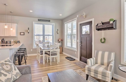 Spearfish Cottage | Cozy & Modern Spearfish Cottage Near Downtown
