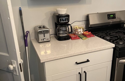 Columbia-Tusculum Apartment | Cozy Modern Suite | Columbia Tusculum Patio