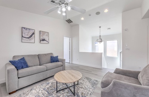 North Las Vegas House | Cozy, Modern Vegas 5-bed Retreat!