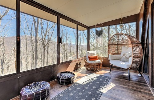 Tate Cabin | Cozy Mountain A-frame with resort amenities and nearby wineries!