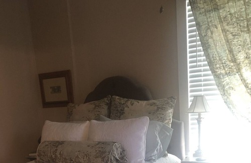 Andrews Cottage | Cozy Mountain Cottage!! Minutes from casino, rivers, lakes and more