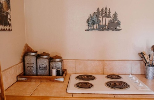 McIntosh Cabin | Cozy mountain duplex cabin at The Ranch Retreat in Cibola National Forest !