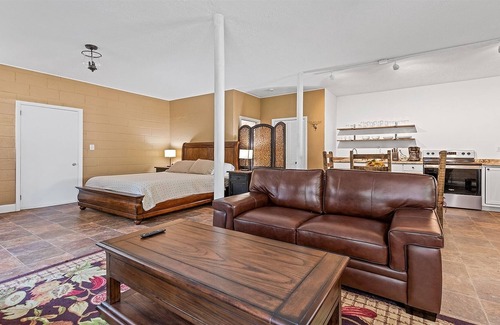 Waynesville Apartment | Cozy Mountain Hideaway Close to Downtown!