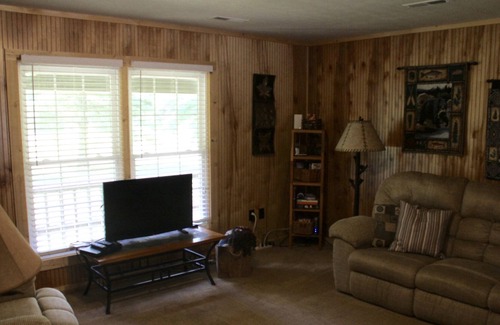 Vesuvius House | Cozy Mountain House Near VMI, W&L, And Horse Center