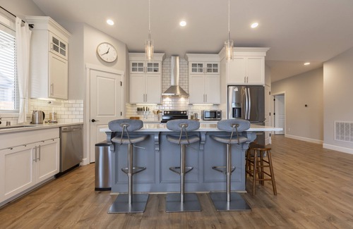 Vancouver House | Cozy new built home 10 minutes away from Portland