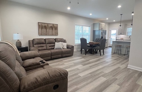 Scottsville House | Cozy, NEW Lake House at Barren River Lake #1
