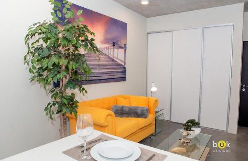 La California Apartment | Cozy New Studio Excellent Location