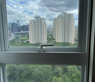 Ugong Apartment | Cozy Nook in the City