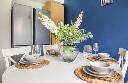 Newark upon Trent House | Cozy Nottingham Retreat with 3 Bedrooms